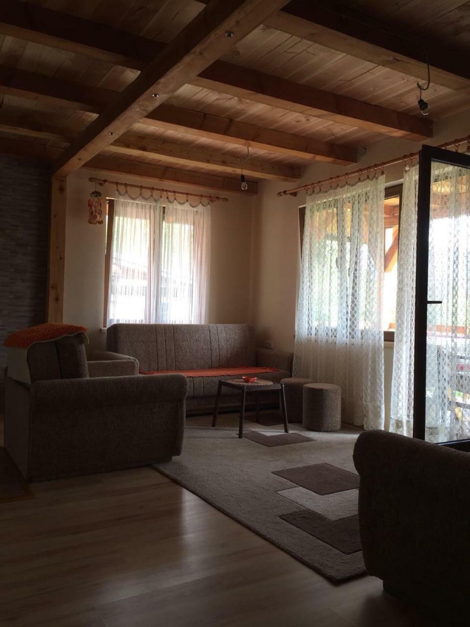 Apartman "Kapetana Luka" Ljubovija エクステリア 写真